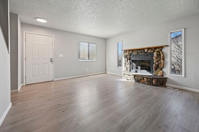 Building Photo - BG - GA6420