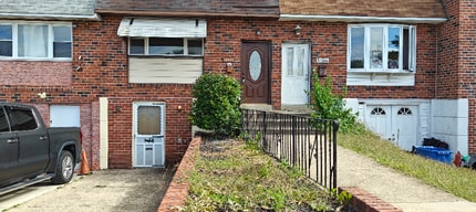 Building Photo - 12633 Biscayne Dr