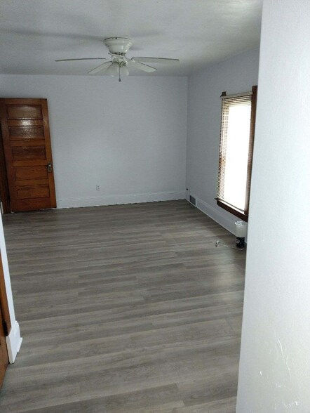 Building Photo - 751 Woodland Ave