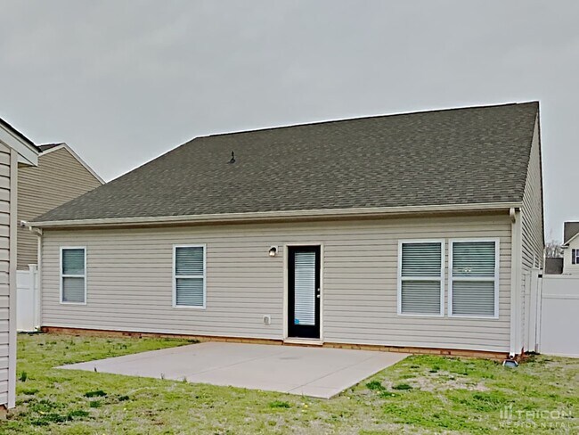 Building Photo - 1919 Rockycreek Ln