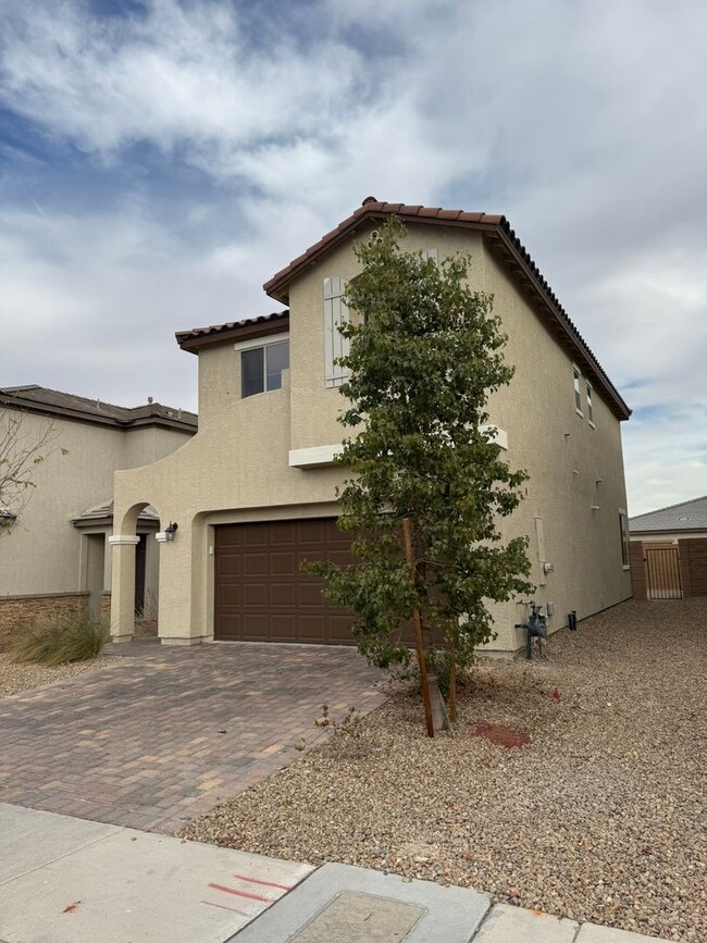 Building Photo - Two Story 4 Bedroom South Las Vegas