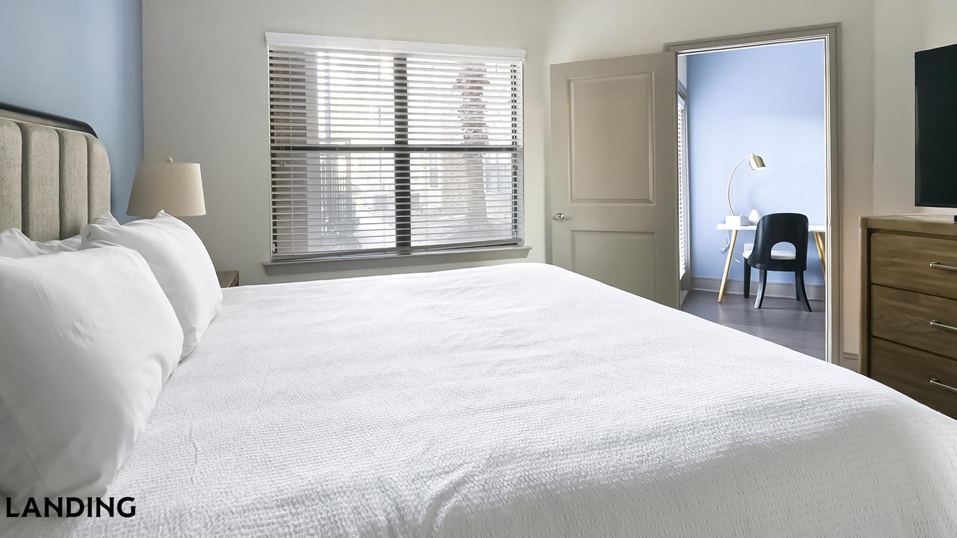 Building Photo - 18021 Kingsland Blvd