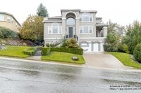 Building Photo - 4042 Plateau Cir