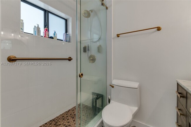 Building Photo - 2437 SW 99th Ct