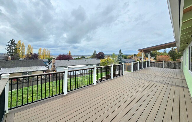 Building Photo - 3 Bedroom Home in Marysville Available Now!