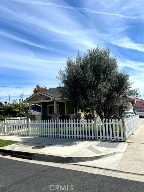 Building Photo - 24636 Cypress St