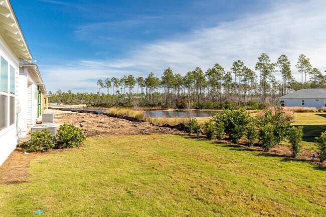 Building Photo - 20 Ravine Rd