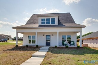 Building Photo - 100 Grace Rdg Wy