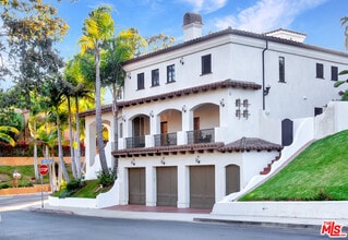 Building Photo - 3501 Caribeth Dr