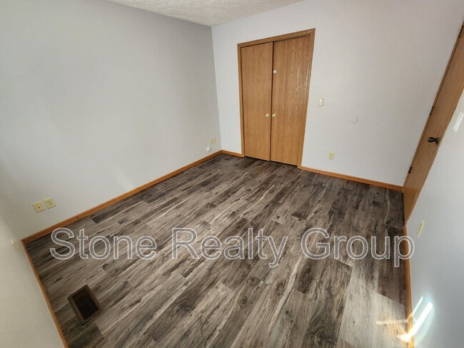 Building Photo - 700 S 7th St