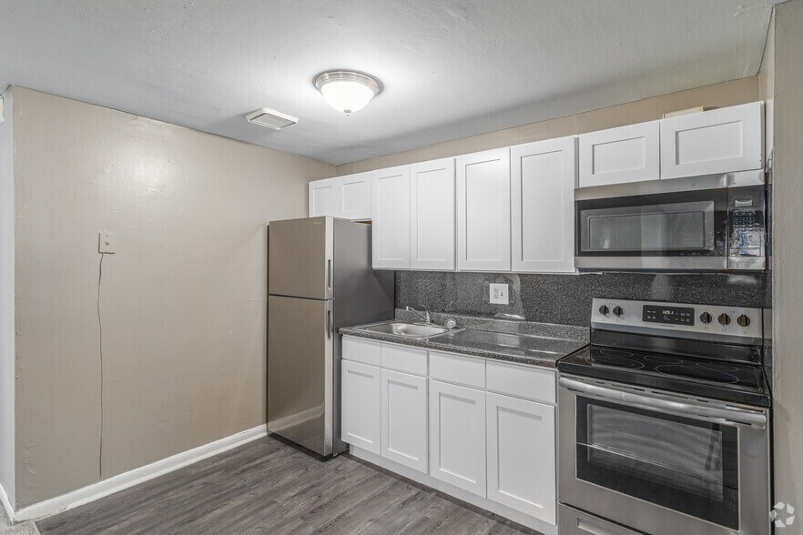 Manchester Apartments 2800 Welsh Rd Philadelphia PA 19152 Apartment