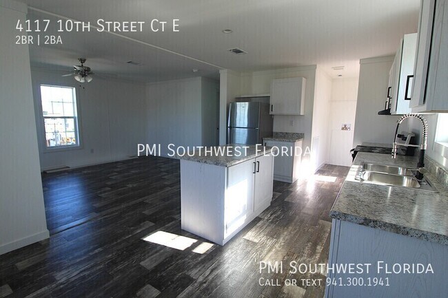 Building Photo - 4117 10th St Ct E