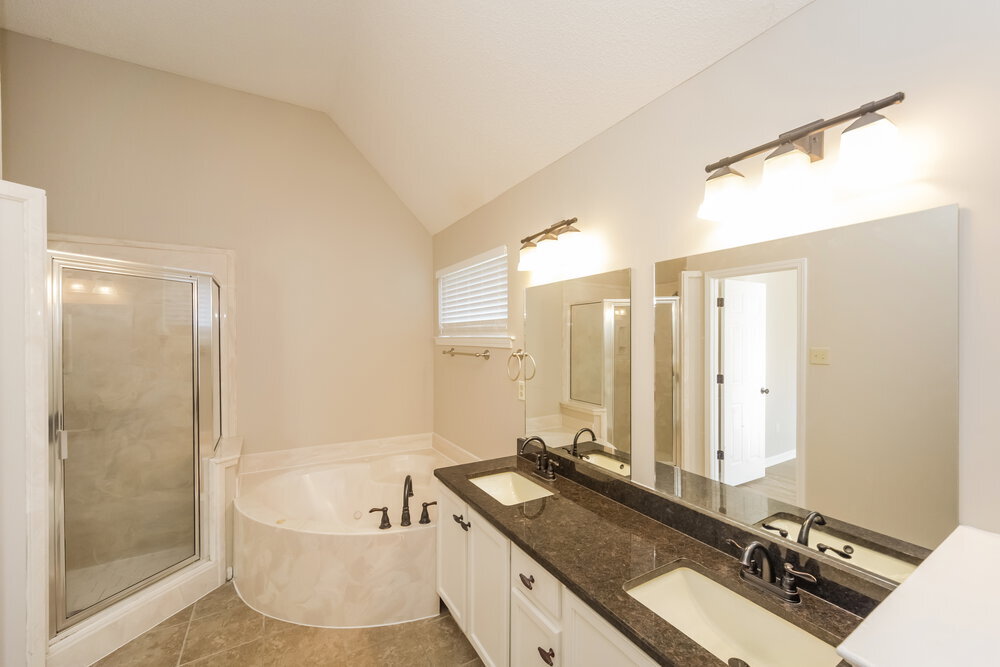 Building Photo - 7203 Fox Creek Dr