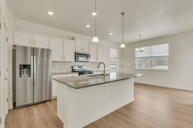 Building Photo - 18047 Dandy Brush Dr