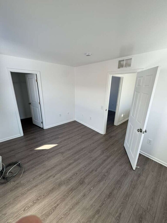 Building Photo - 333 Wylie Ave