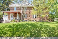 Building Photo - 1508 Parkhill Rd