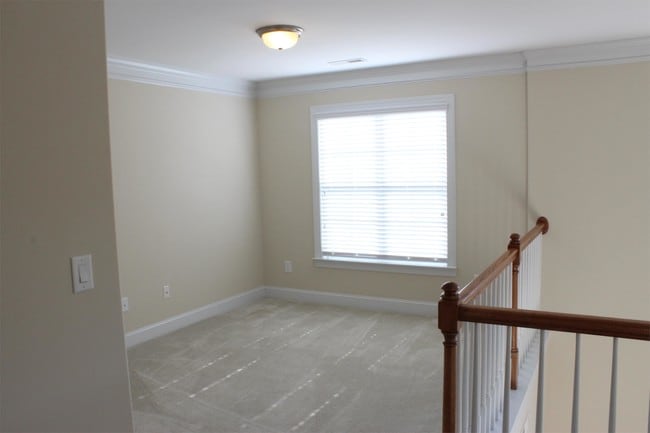 Building Photo - 5094 Wyngate Village Dr