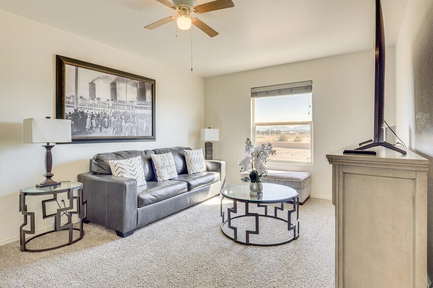 Building Photo - 1432 Tingley Dr
