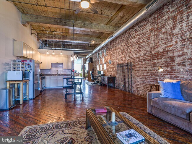 Building Photo - 1100 Shackamaxon St