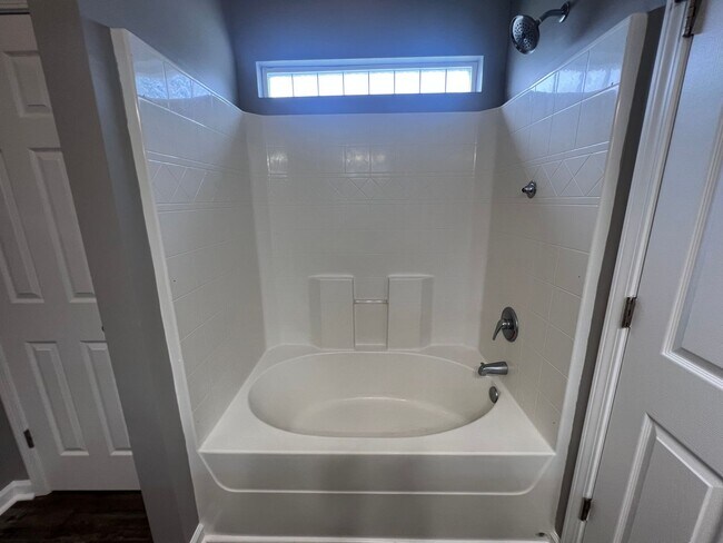 Building Photo - Conway - 3 Bedroom / 2 Bathroom House