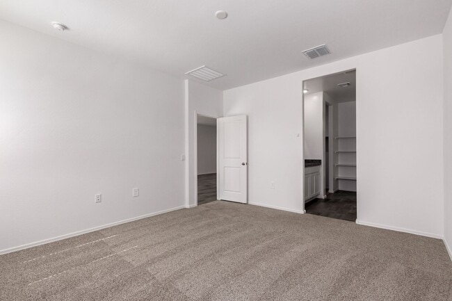 Building Photo - Brand New - Never Lived In 3 Bedroom / 2 B...
