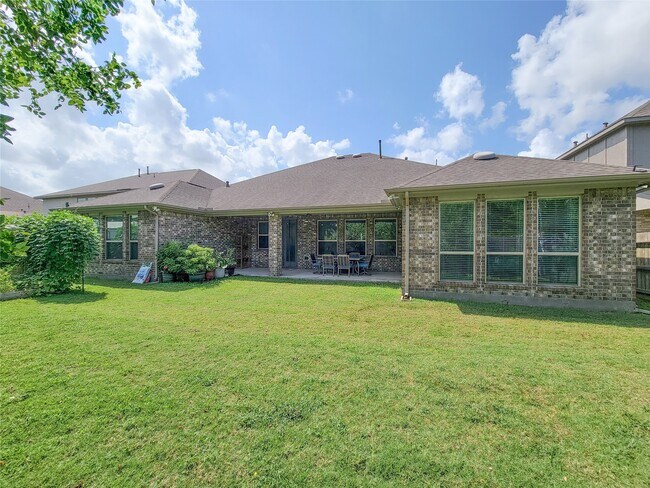 Building Photo - 17710 Dawn Ml Ln