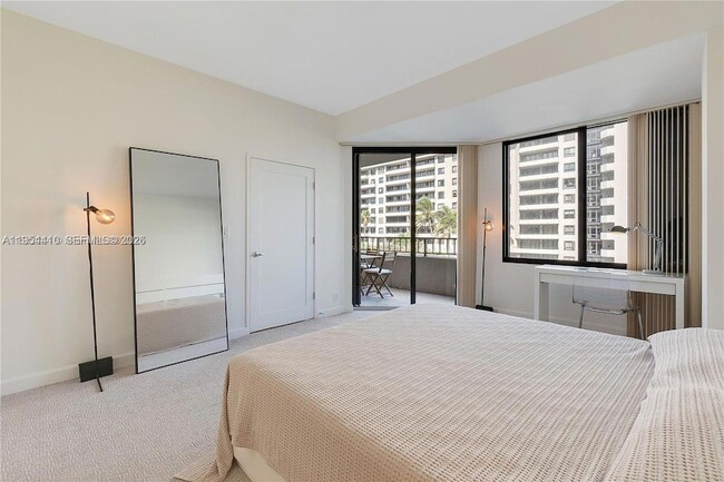 Building Photo - 201 Crandon Blvd