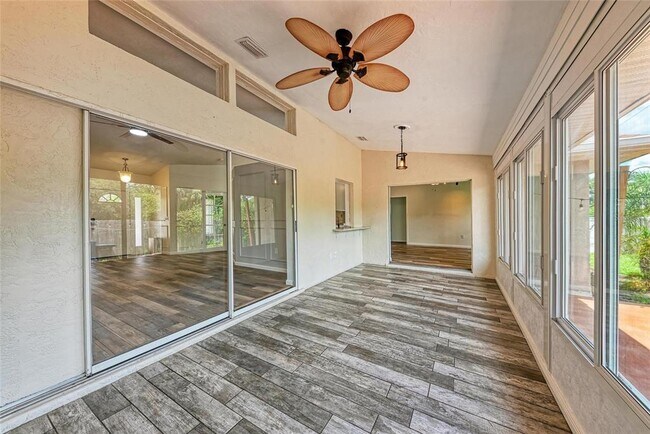 Building Photo - 8012 56th Ct E