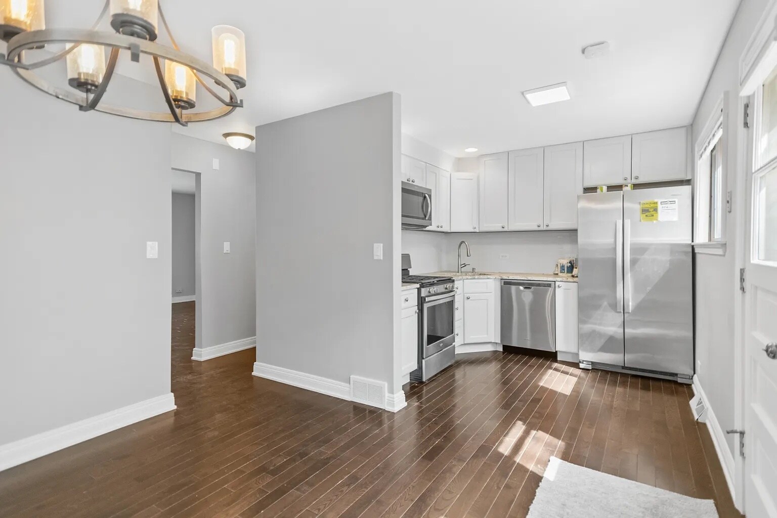 Kitchen - 2106 Saint Johns Ave