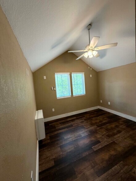 Building Photo - 8444 Natures Hammock Trl