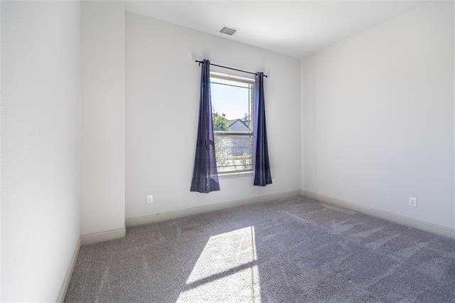 Building Photo - 2205 Granger Ln