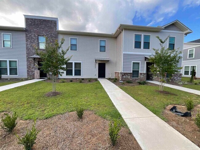 Primary Photo - 5065 Peach Dr