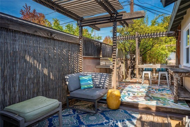 Building Photo - 12543 Hartland St