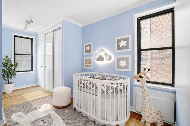 Building Photo - 400 W 58th St
