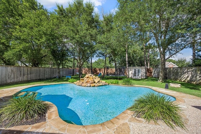 Building Photo - 3047 Bonnebridge Way Blvd