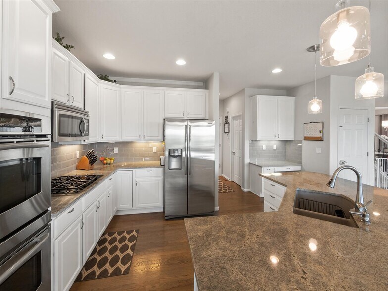 Building Photo - 1048 Orion Way