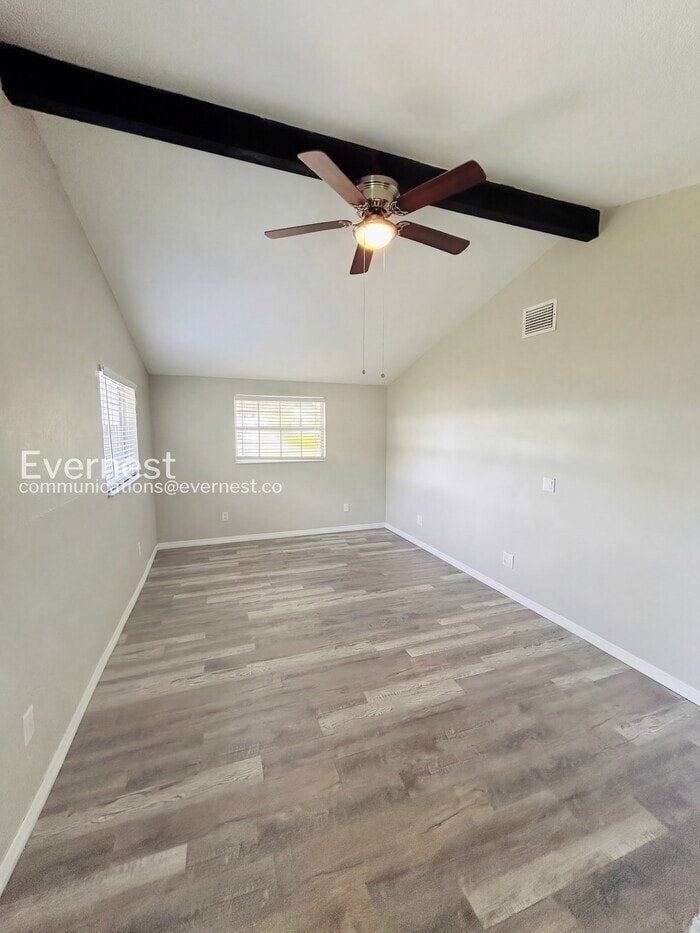 Building Photo - 8519 Sunbeam Ln