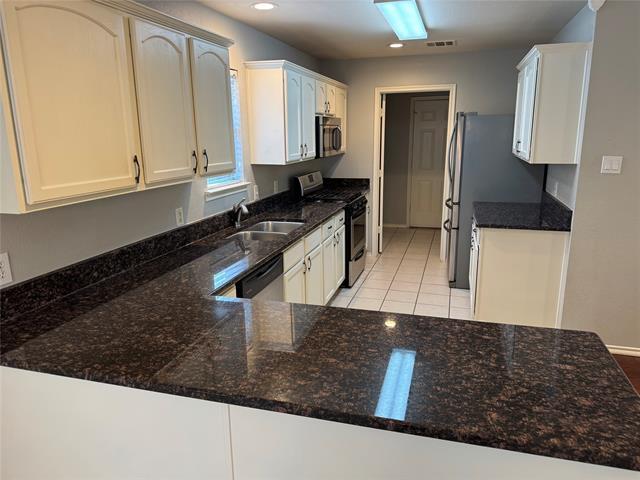 Building Photo - 1401 Hill Lockwoods Dr