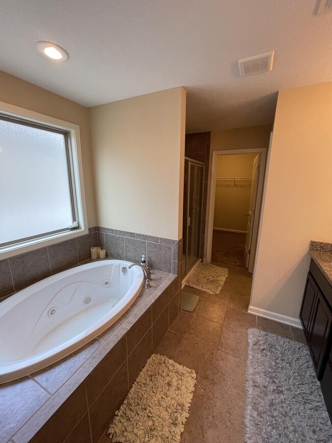 Building Photo - 7308 Sorrel Ct