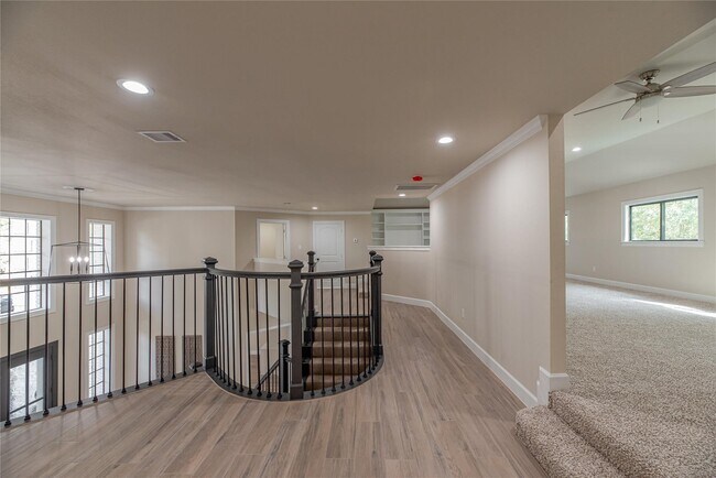 Building Photo - 3123 Baywood Park Dr