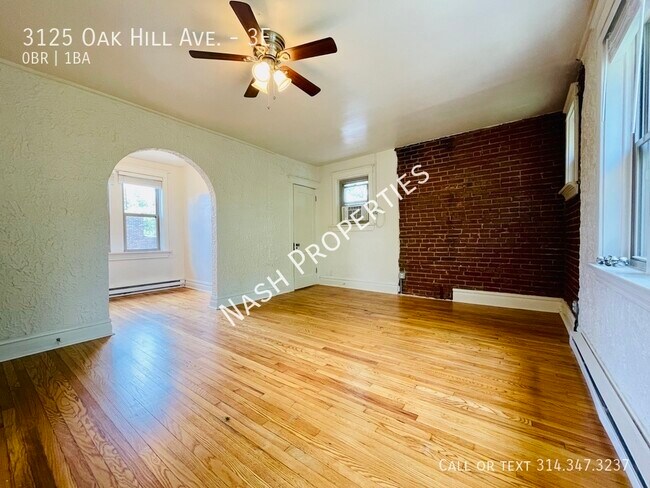 Primary Photo - 3125 Oak Hill Ave