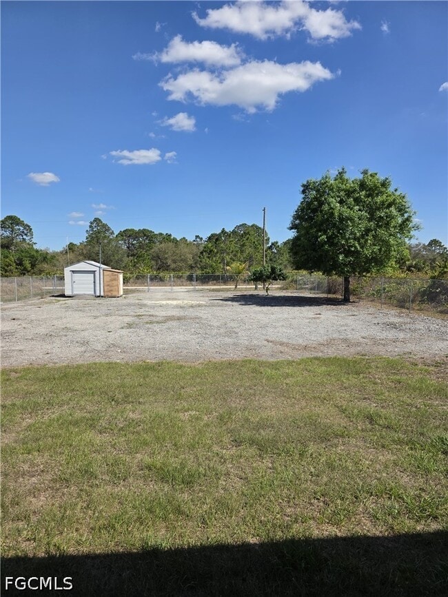 Building Photo - 1816 Tomaso Ave