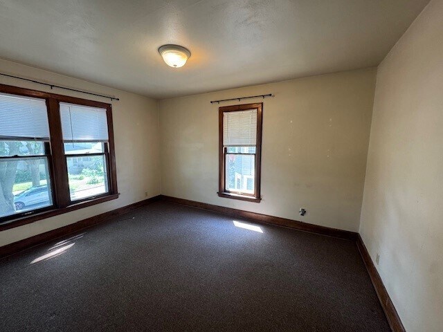 Building Photo - 1812 Madison St