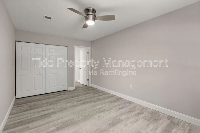 Building Photo - 1240 Maryland Dr