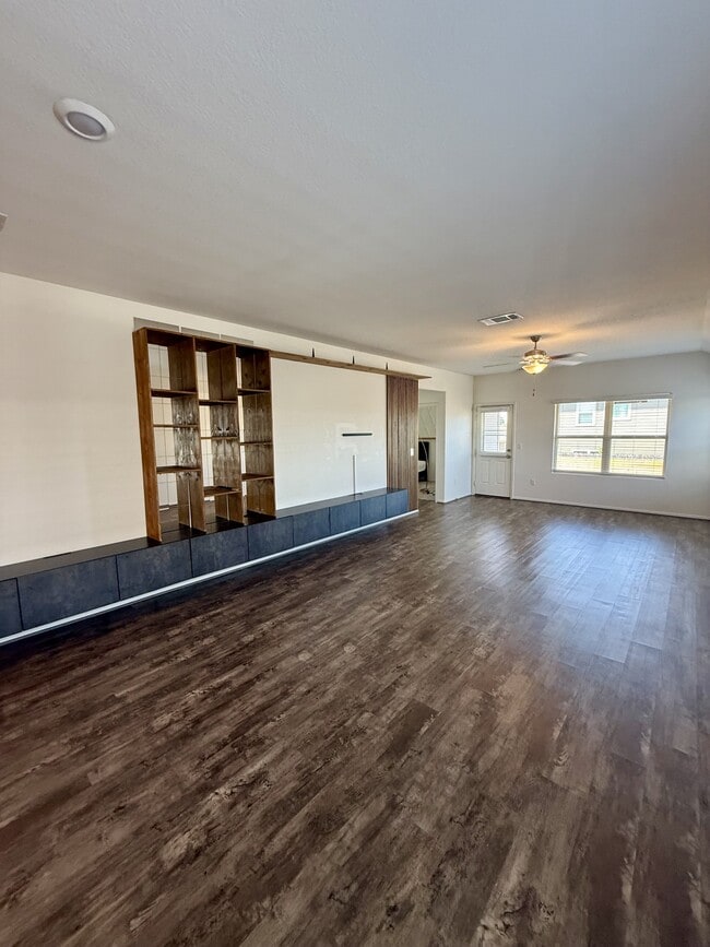 Building Photo - 3908 Ignacio Dr