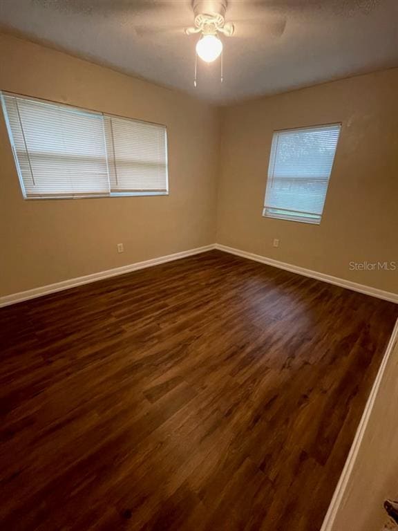 Building Photo - 4090 Oak Dr