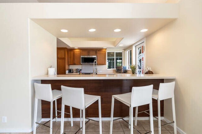 Building Photo - Beautiful Home in Gated Community