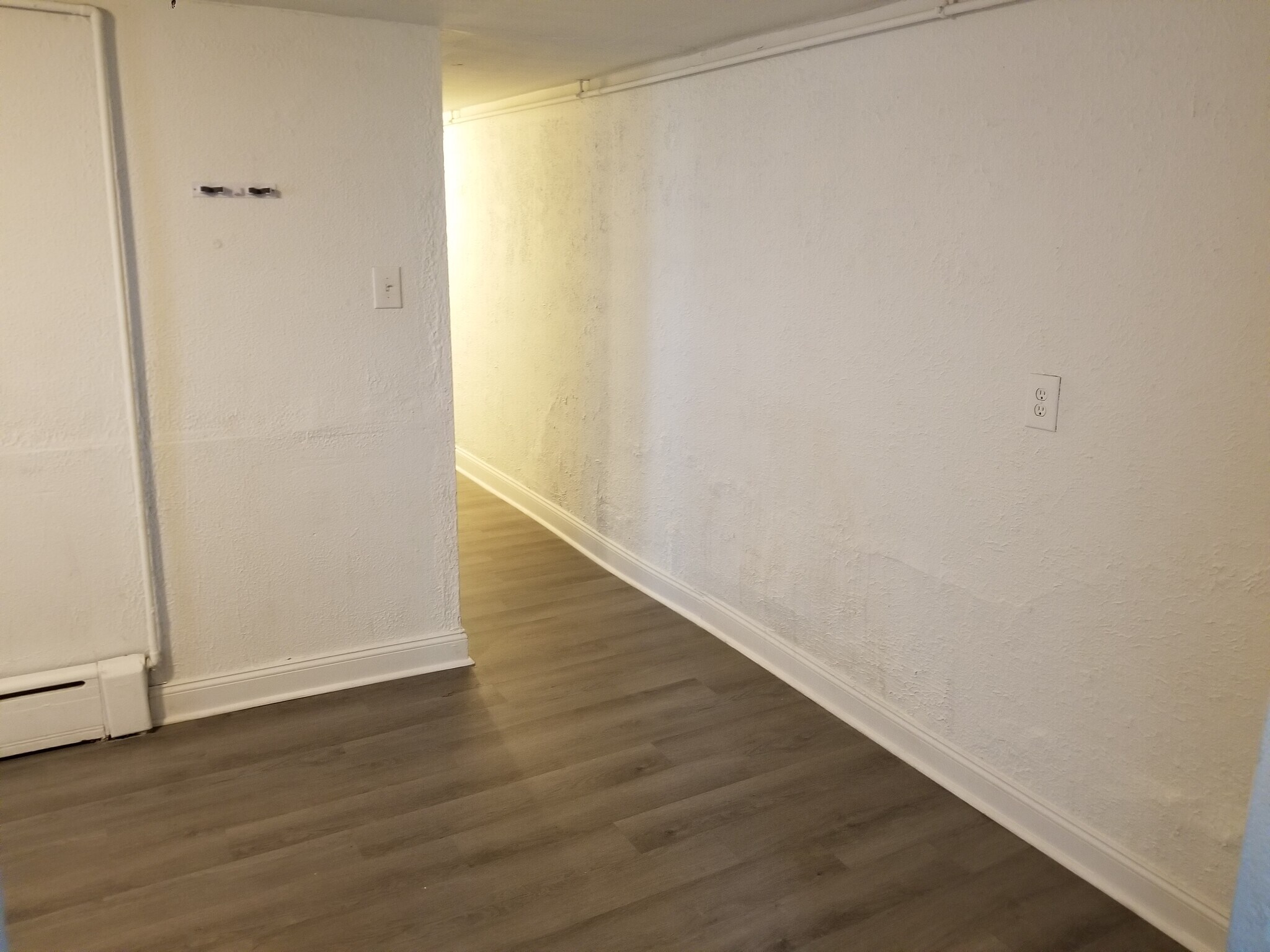 Building Photo - 15 N Royal St