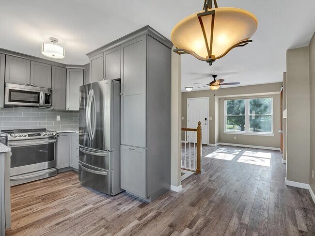 Building Photo - Beautiful ranch-style home!