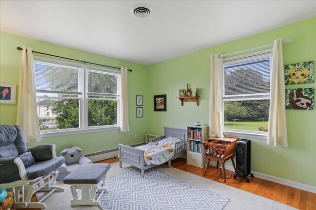 Building Photo - 13715 Dixie Dr